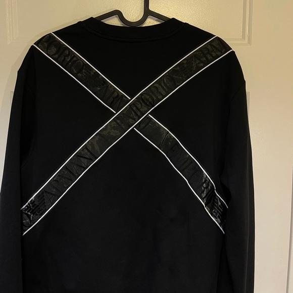Emporo Armani Crewneck - Picture 7 of 7